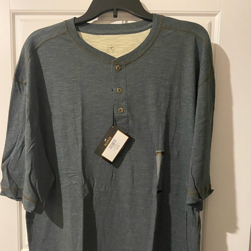 Red Head T-Shirt. Men’s L. NWT.